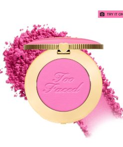 Too Faced Cloud Crush Super Candy Clouds blush poudre rose lumineux